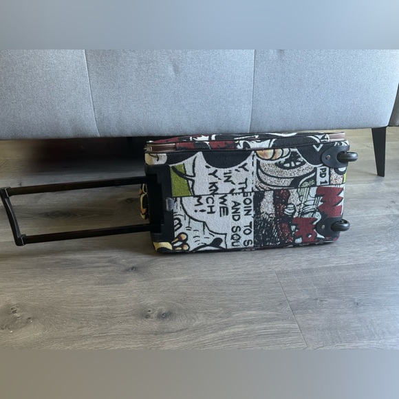 Mickey Mouse duffel weekend rolling bag for a short trip. - Picture 4 of 13